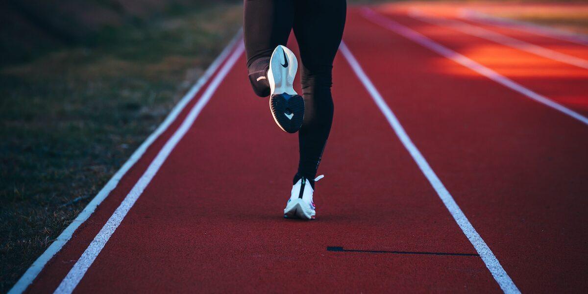 Running Athletes Train Differently