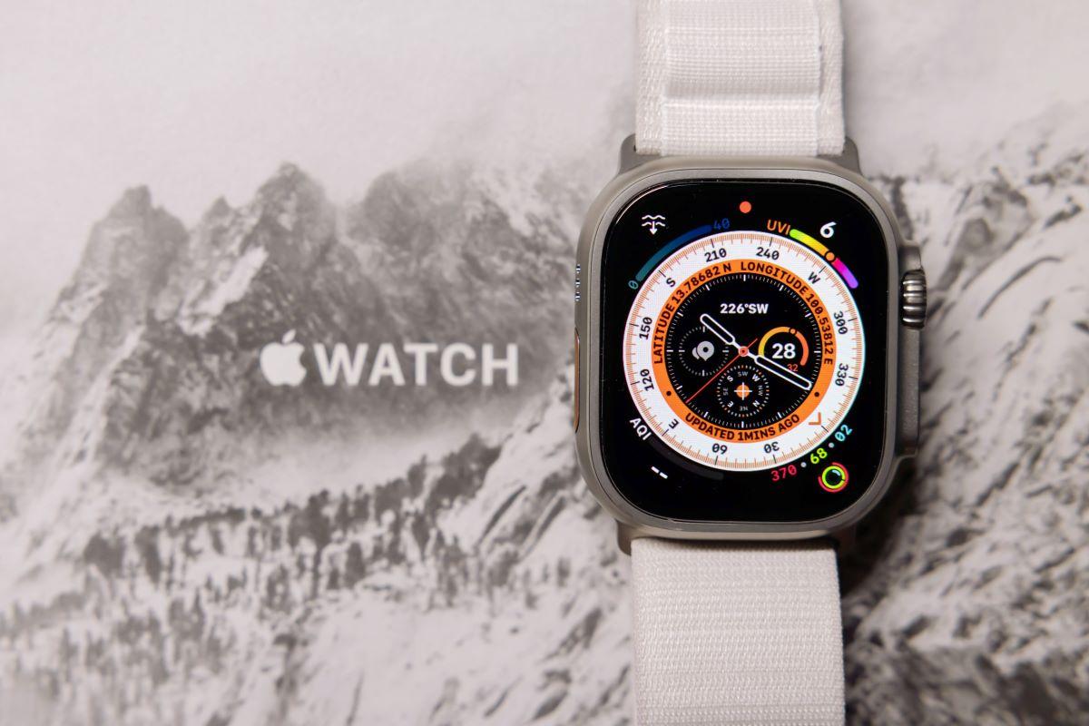 What S The Best Smart Watch To Use In 2024   AdobeStock 554396526 Editorial Use Only 2 